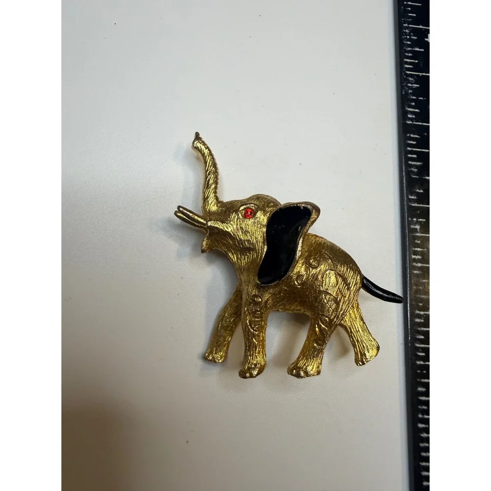 Gold Tone Elephant Brooch Red Rhinestone Eye Black Enamel Textured Animal Pin
